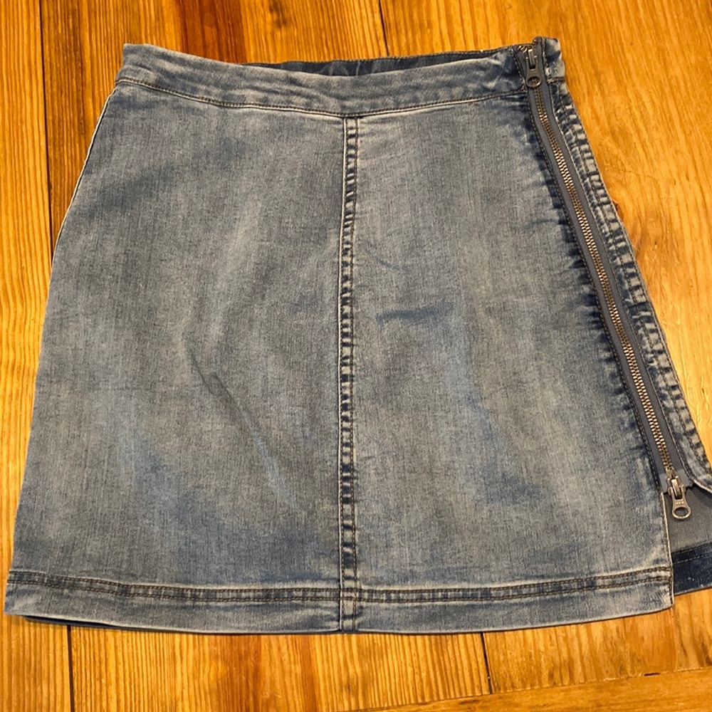Free people side zip denim miniskirt, 8, very good condition
